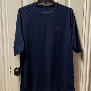 Men’s Navy Nike Shirt